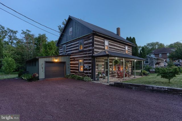 428 W MAIN AVE, Myerstown, PA 17067
