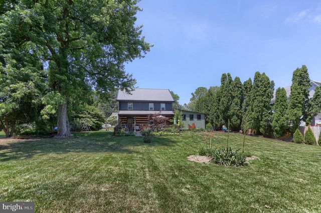 428 W MAIN AVE, Myerstown, PA 17067