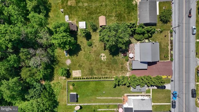 428 W MAIN AVE, Myerstown, PA 17067