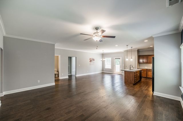 214 Telavera Dr, White House, TN 37188