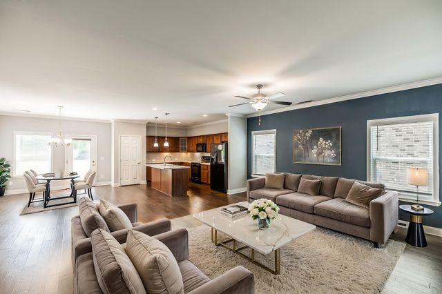 214 Telavera Dr, White House, TN 37188