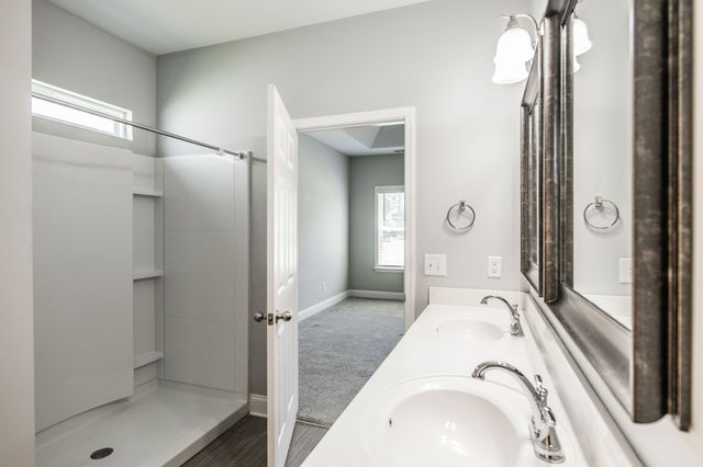 214 Telavera Dr, White House, TN 37188