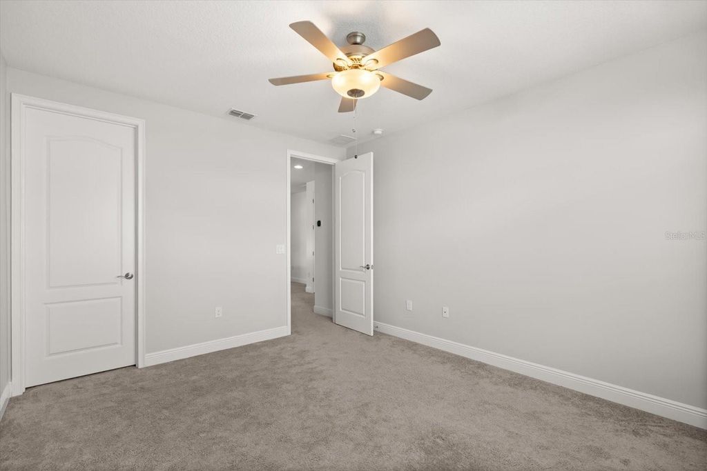 Image 28 of property listing at 10151 HENBURY STREET, Orlando, FL 32832