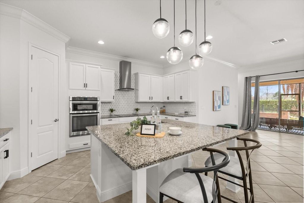 Image 6 of property listing at 10151 HENBURY STREET, Orlando, FL 32832