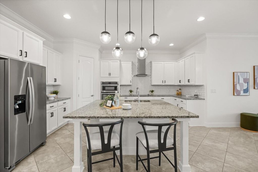 Image 7 of property listing at 10151 HENBURY STREET, Orlando, FL 32832