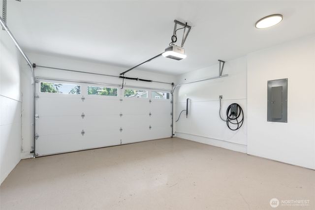 9001 28th Avenue NW, Seattle, WA 98117