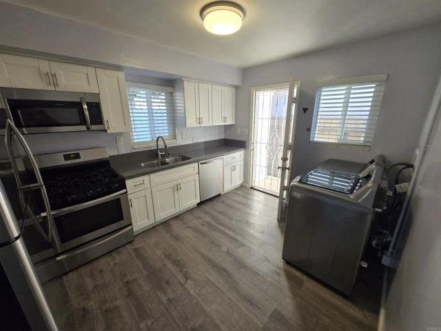 229 S 36th Street, San Diego, CA 92113