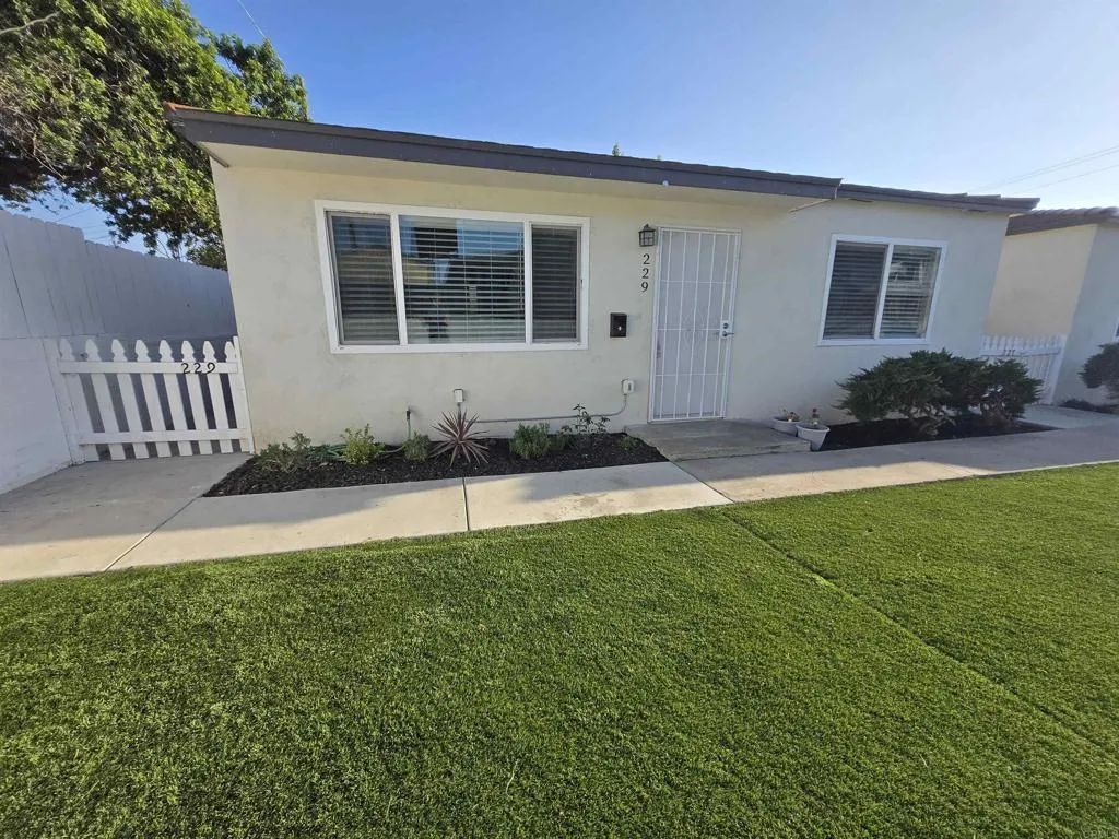 229 S 36th Street, San Diego, CA 92113