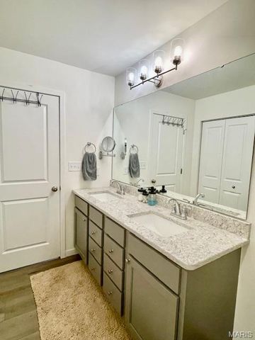 415 Sophia Drive, Washington, MO 63090