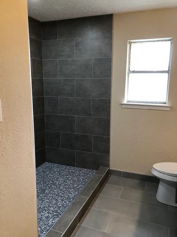 613 Trail View Lane, Garland, TX 75043