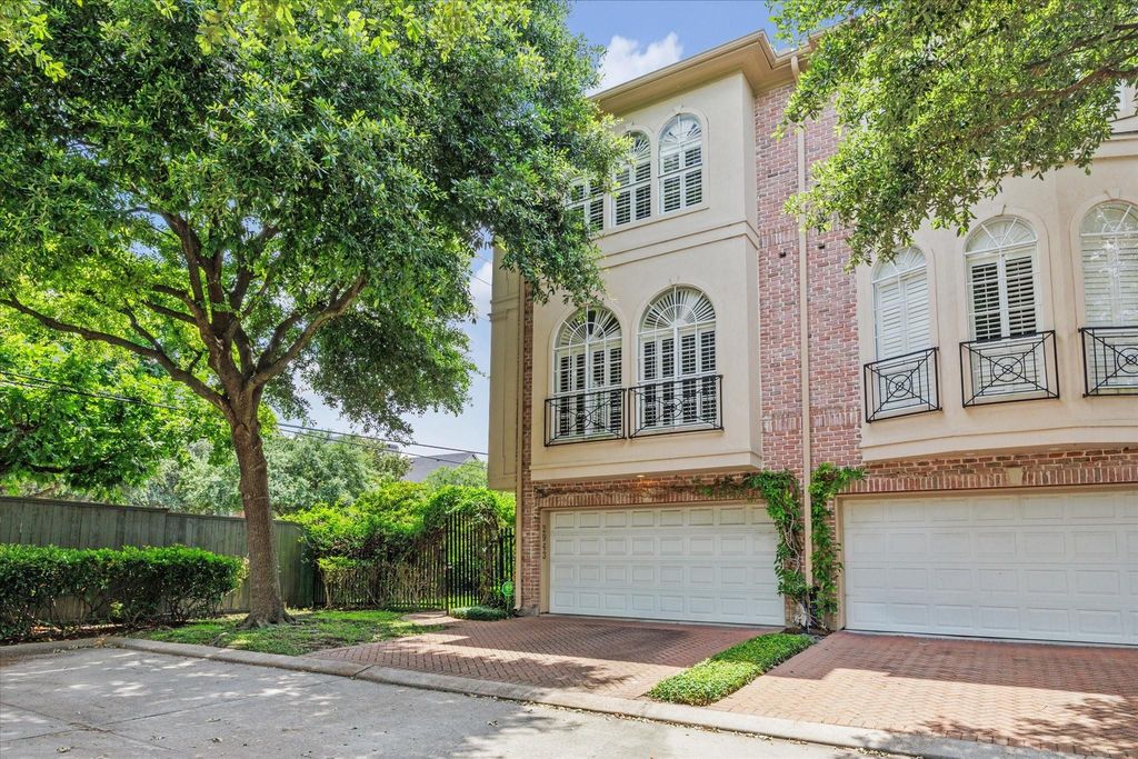 2943 Brompton Square Drive, Houston, TX 77025
