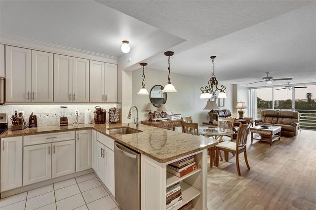 4570 PINEBROOK CIRCLE CIRCLE 404, Bradenton, FL 34209