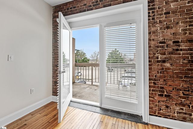 233 N Main Street Unit 302, Greenville, SC 29601