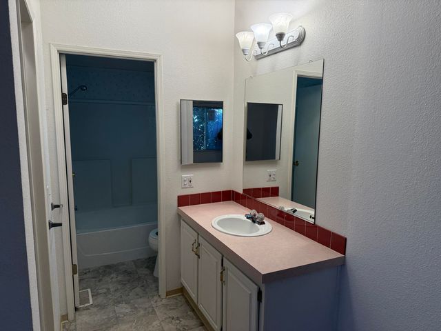 1090 Murray Road, Mckinleyville, CA 95519