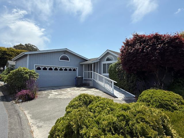 1090 Murray Road, Mckinleyville, CA 95519