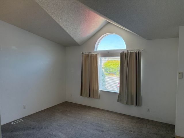 1090 Murray Road, Mckinleyville, CA 95519