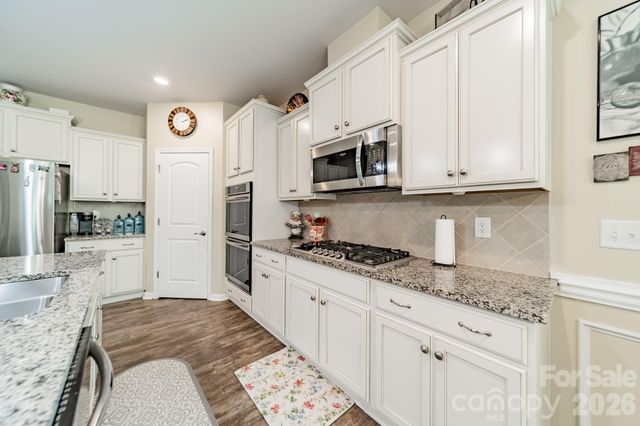 128 Picasso Trail, Mount Holly, NC 28120