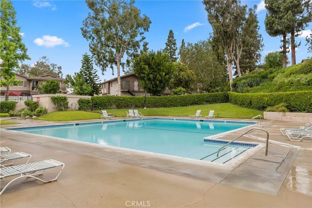 6530 Shady Gate 32, Yorba Linda, CA 92886