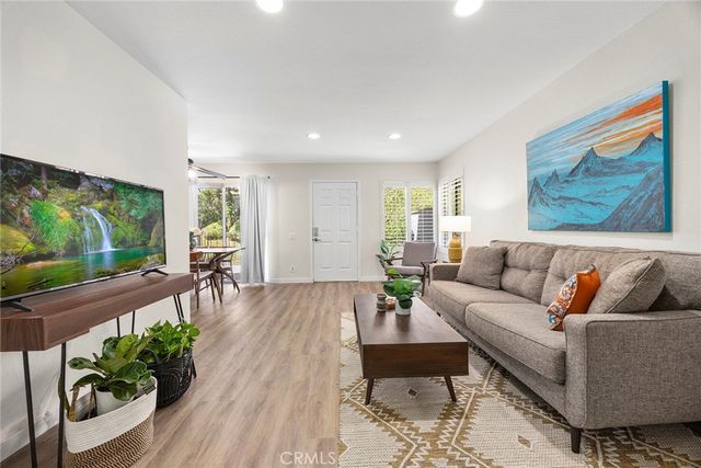 6530 Shady Gate 32, Yorba Linda, CA 92886