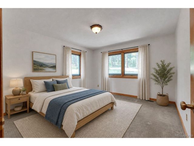 8057 Bannock Dr, Larkspur, CO 80118