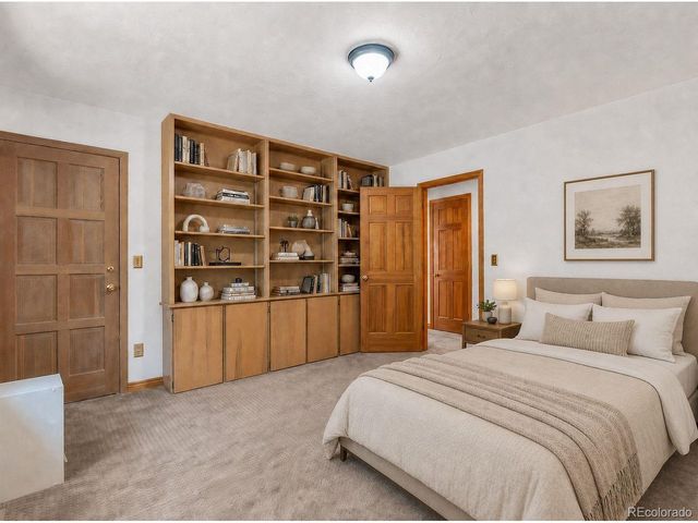 8057 Bannock Dr, Larkspur, CO 80118