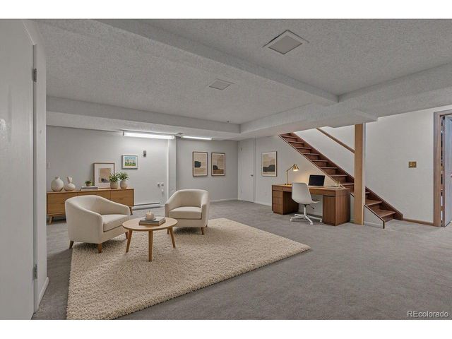8057 Bannock Dr, Larkspur, CO 80118