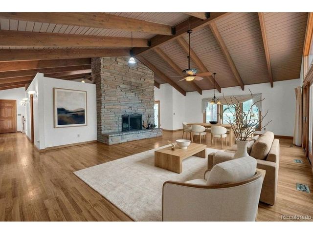 8057 Bannock Dr, Larkspur, CO 80118