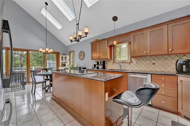 14896 Britannia Court, Strongsville, OH 44149