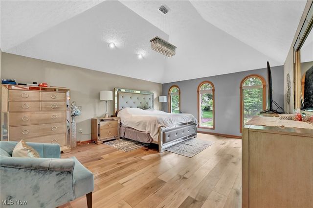 14896 Britannia Court, Strongsville, OH 44149