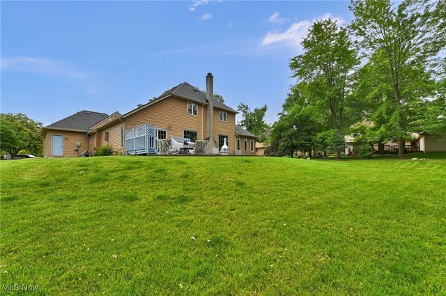 14896 Britannia Court, Strongsville, OH 44149