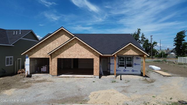 1981 E Mykal CT, Post Falls, ID 83854