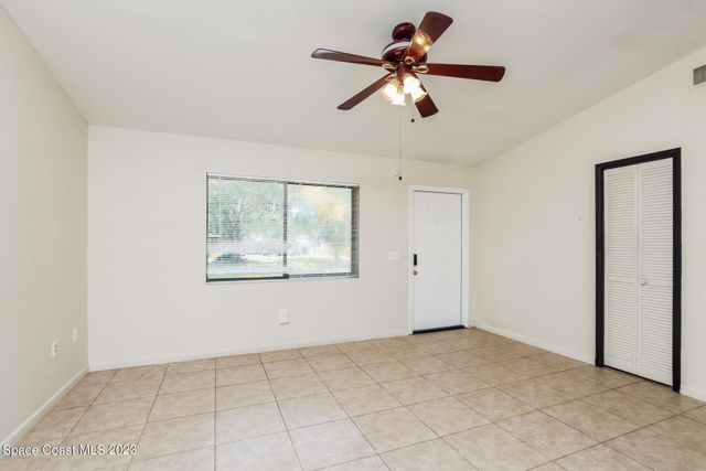 811 Airport Avenue SE, Palm Bay, FL 32909