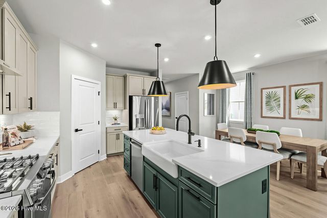 7076 Mcfarland Drive, Leland, NC 28451