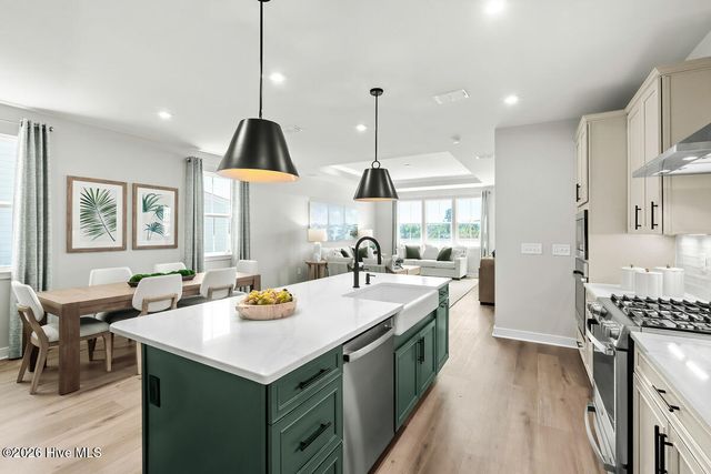 7076 Mcfarland Drive, Leland, NC 28451