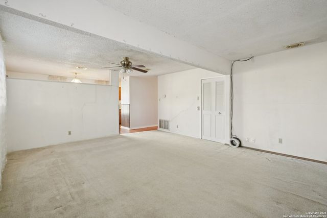 162 Pleasant Valley, San Antonio, TX 78227