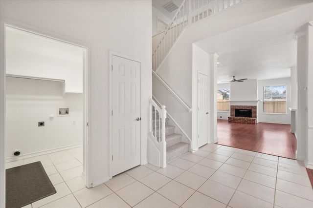 100 Ponciana Drive, Euless, TX 76039