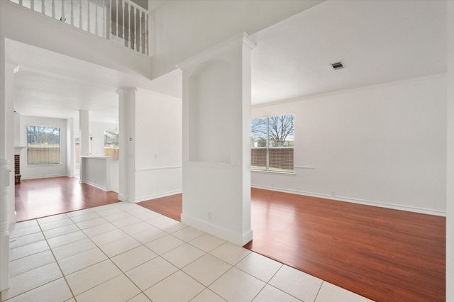 100 Ponciana Drive, Euless, TX 76039