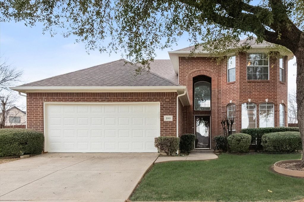 100 Ponciana Drive, Euless, TX 76039
