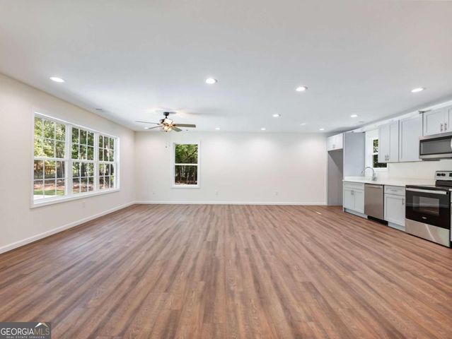 8079 Beachwood Drive, Murrayville, GA 30564
