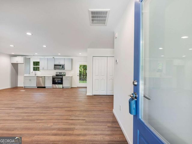 8079 Beachwood Drive, Murrayville, GA 30564