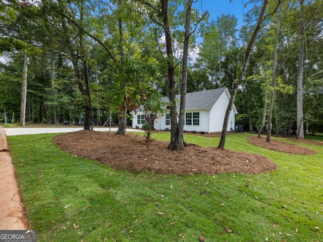 8079 Beachwood Drive, Murrayville, GA 30564