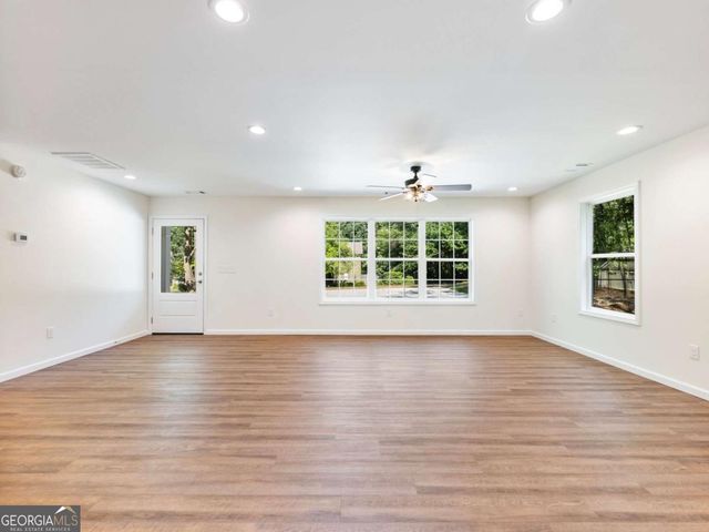 8079 Beachwood Drive, Murrayville, GA 30564