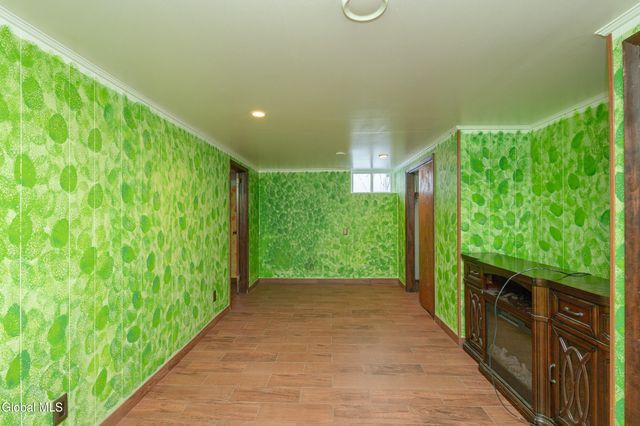 55 Alpine Drive, Colonie, NY 12110