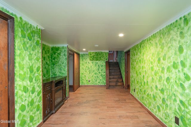 55 Alpine Drive, Colonie, NY 12110