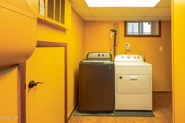 55 Alpine Drive, Colonie, NY 12110