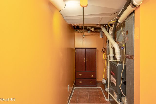 55 Alpine Drive, Colonie, NY 12110