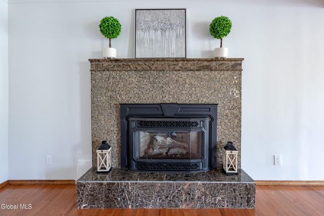 55 Alpine Drive, Colonie, NY 12110