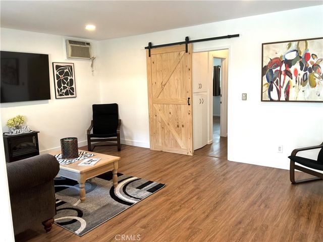 5232 Corteen Place 7, Valley Village, CA 91607