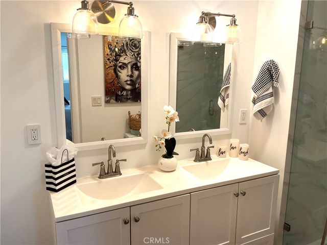 5232 Corteen Place 7, Valley Village, CA 91607