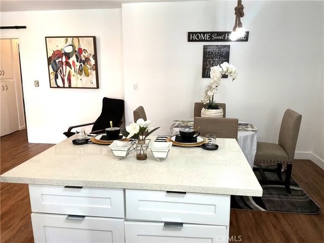 5232 Corteen Place 7, Valley Village, CA 91607